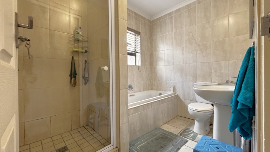 3 Bedroom Property for Sale in Soneike Western Cape